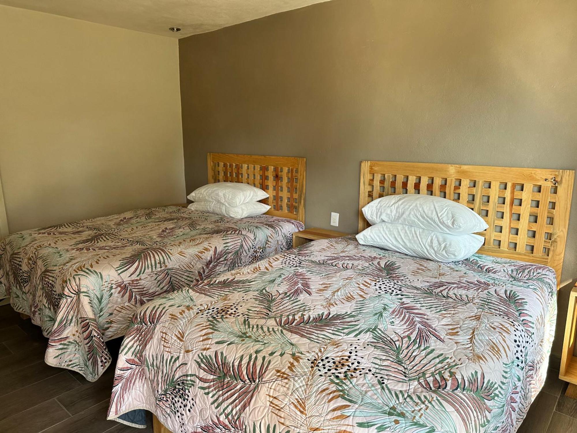 Hotel San Carlos Valle de Bravo Kültér fotó